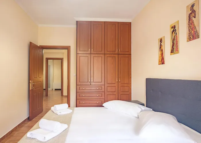 Sofia's House * Doukades