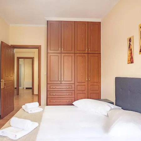 Sofia's House * Doukádes