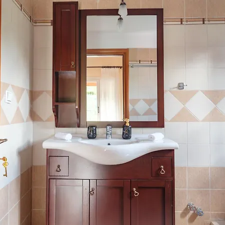 Sofia's House Doukádes